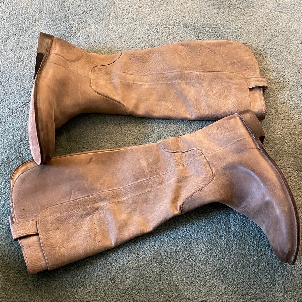 Frye Distressed grey/taupe leather low heel boot